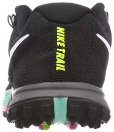 Nike Air Zoom Terra Kiger 4